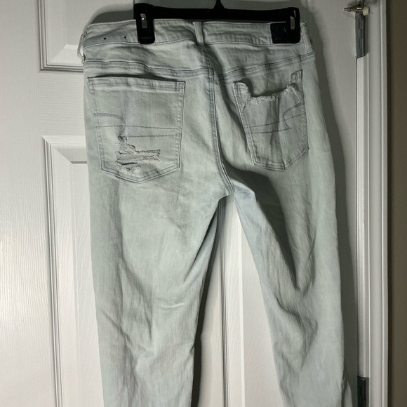 EUC Light Blue Distressed Women Jeggings Size 14 - Picture 5 of 9